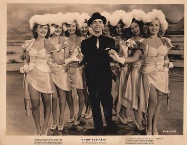 Eddie Cantor, Myrna Dell, Mary Meade, Cindy Garner, Daun Kennedy, Rosemary La Planche, Shirley O'Hara, Barbara Payne, El