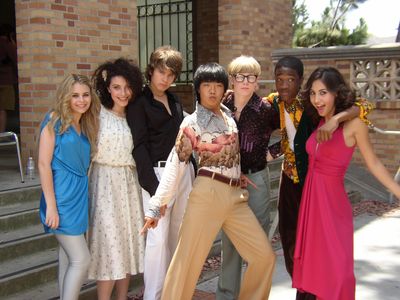 Stars of Nickelodeon's SHREDDERMAN RULES!: Alexandra Krosney, Marisa Guterman, Devon Werkheiser, Justin Lee, Kyle Sander