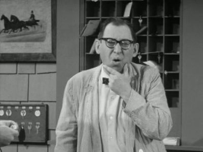 Maurice Brenner in The Dick Van Dyke Show (1961)