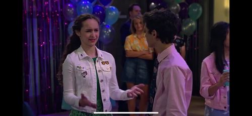 Still of Ashley Brooke and Nicolas Cantu in Bizaardvark