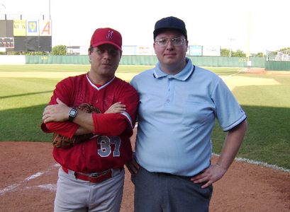 Sean Astin , Matthew Allen (Guest on set - Newspaper Article)