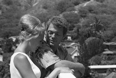 James MacArthur in Hawaii with romantic interest Melody Patterson