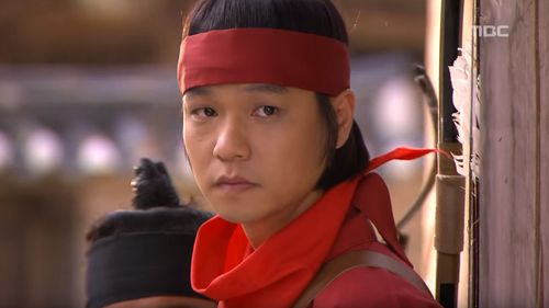 Kyoung-In Hong in The Great Queen Seondeok (2009)