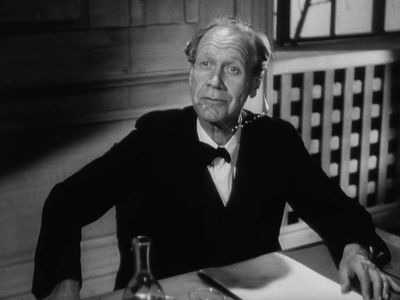 Gösta Cederlund in It Rains on Our Love (1946)