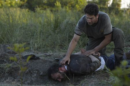 Andrew Rothenberg and Jon Bernthal in The Walking Dead (2010)