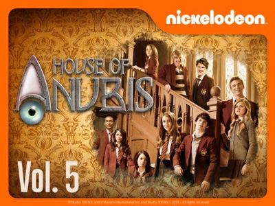 Bobby Lockwood, Eugene Simon, Nathalia Ramos, Jade Ramsey, Klariza Clayton, Ana Mulvoy Ten, Brad Kavanagh, Alex Sawyer, 