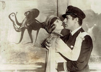 Antonio Moreno and Alice Terry in Mare Nostrum (1926)