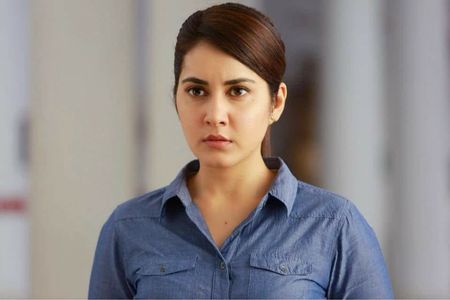 Raashi Khanna in Villain (2017)