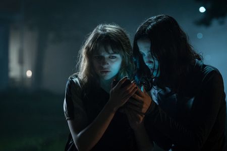 Joey King and Julia Goldani Telles in Slender Man (2018)