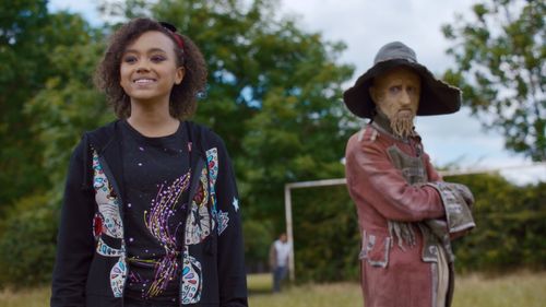 India Brown and Mackenzie Crook in Worzel Gummidge