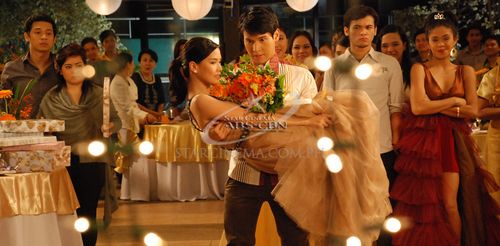 Janus Del Prado, Alwyn Uytingco, Allyzon Lualhati, Erich Gonzales, Enchong Dee, and Melai Cantiveros in I Do (2010)