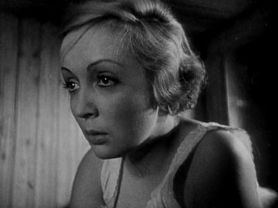 Dita Parlo in L'Atalante (1934)