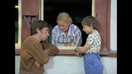 Tomás Holý, Frantisek Nemec, and Jana Preissová in How to Get Dad Into Reform School (1978)