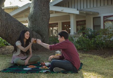 Coco Grayson and Sloane Morgan Siegel in Gortimer Gibbon's Life on Normal Street (2014)