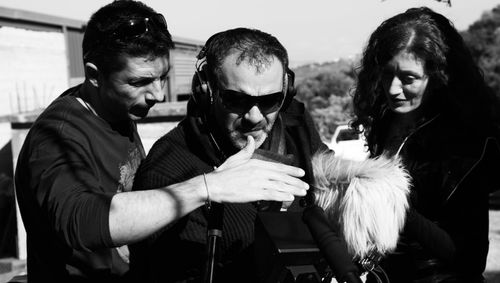 Fotis Mitsis, Agapi Manoura, and Manolis Damianakis in Kame Koummando (2012)