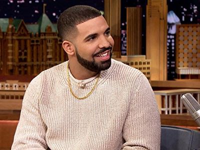 Drake in The Tonight Show Starring Jimmy Fallon (2014)