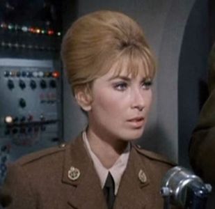 Elisa Ingram in Hogan's Heroes: The Pizza Parlor (1966)