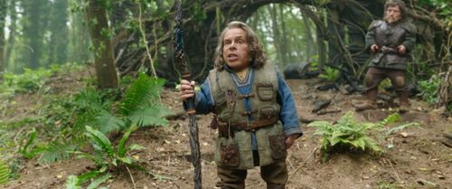 Warwick Davis and Graham Hughes in Willow (2022)