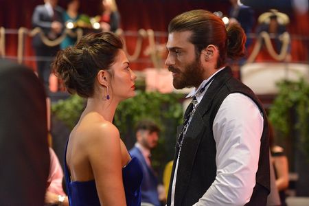 Demet Özdemir and Can Yaman in Erkenci Kus (2018)