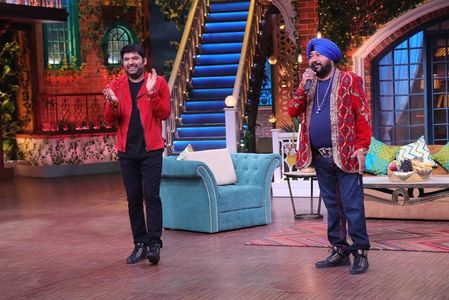 Daler Mehndi and Kapil Sharma in The Kapil Sharma Show (2016)