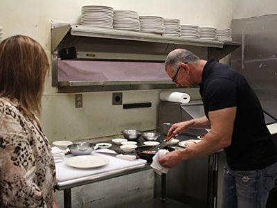 Robert Irvine in Restaurant: Impossible (2011)