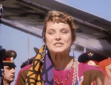 Larisa Shakhvorostova in Zefir v shokolade (1993)