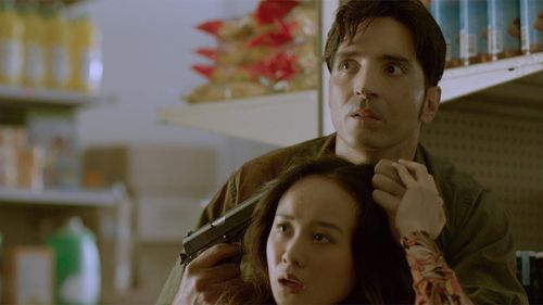 Nicole Law and David Dastmalchian in 12 Monkeys