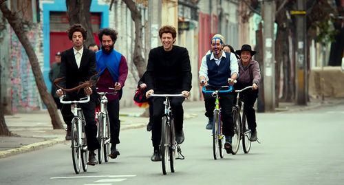 Adan Jodorowsky, Rony Ancavilu, Kaori Ito, Leandro Taub, and Felipe Pizarro Sáenz De Urtury in Endless Poetry (2016)