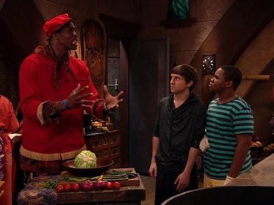 Mitchel Musso and Larramie Doc Shaw in Pair of Kings (2010)