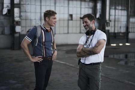 Matthias Schweighöfer and Zack Snyder in Army of the Dead (2021)