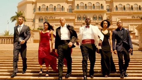 Vin Diesel, Ludacris, Michelle Rodriguez, Tyrese Gibson, Paul Walker, Nathalie Emmanuel, Cody Walker, and Caleb Walker i