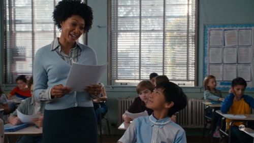 Shondalia White as Ms Houston in Fresh Off The Boat