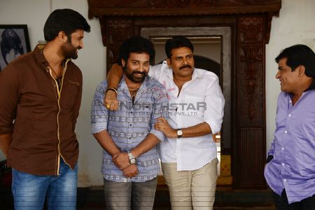 Mohammad Ali, Pawan Kalyan, Siva Balaji, and Kamal Kamaraju in Katamarayudu (2017)