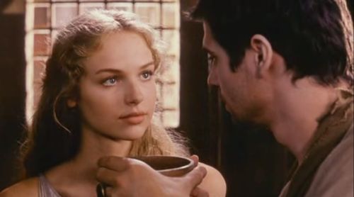 Pawel Delag and Magdalena Mielcarz in Quo vadis (2001)