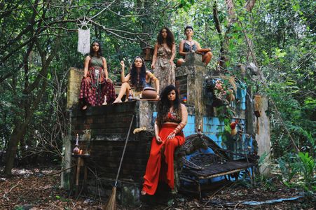 Deua Medeiros, Josie Pontes, Roberta Barbora, Sussa Rodriguez, and Alice Carvalho in Skarimbó: Kumbayá (2022)