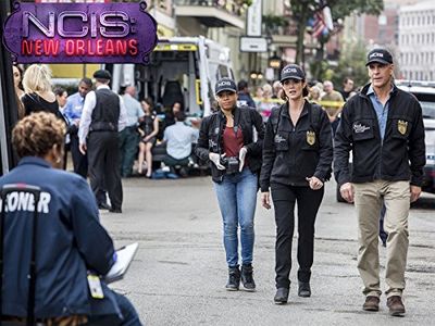 Scott Bakula, CCH Pounder, Zoe McLellan, and Shalita Grant in NCIS: New Orleans (2014)