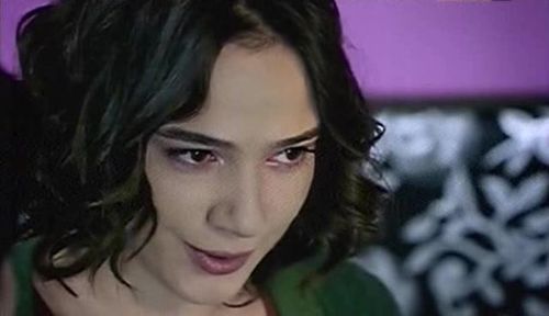 Melike Güner in Iffet (2011)