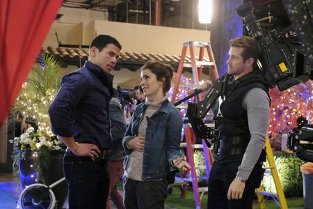 Shiri Appleby, Alex Hernandez, and Josh Kelly in UnREAL (2015)