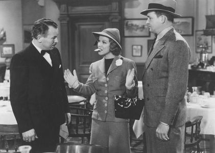 Glen Cavender, Glenda Farrell, and Barton MacLane in Fly Away Baby (1937)