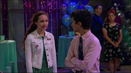 Still of Ashley Brooke and Nicolas Cantu in Bizaardvark