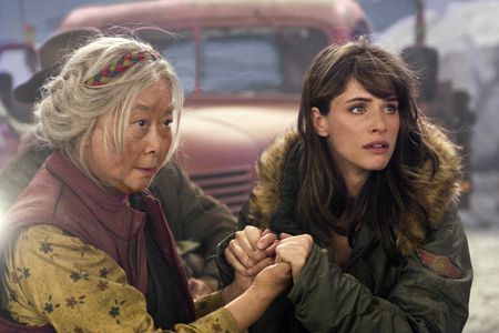 Amanda Peet and Lisa Lu in 2012 (2009)