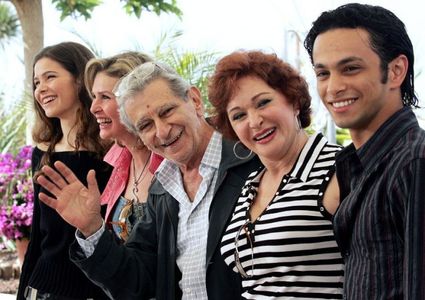 Youssef Chahine, Lebleba, Youssra, Yousra El Lozy, and Ahmed Yehia at an event for Alexandria... New York (2004)