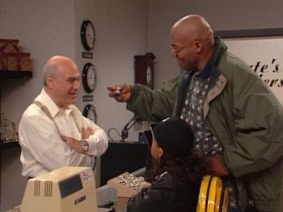 Vanessa Baden and Ken Foree in Kenan & Kel (1996)