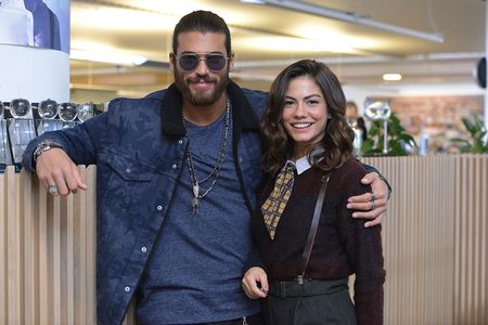 Demet Özdemir and Can Yaman in Erkenci Kus (2018)