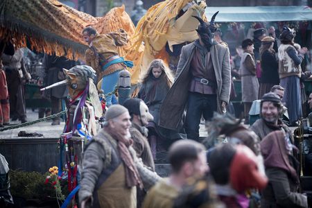 Oliver Jackson-Cohen and Rebeka Rea in Emerald City (2016)