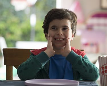 Tyler Wladis in Single Parents (2018)