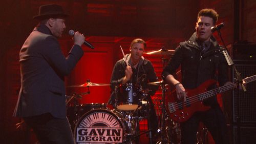 Gavin DeGraw in Conan (2010)