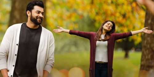 Raashi Khanna and Varun Tej in Tholiprema (2018)