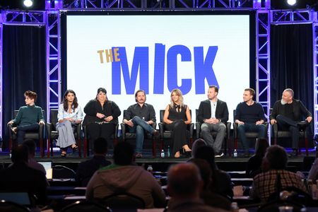 Kaitlin Olson, Carla Jimenez, Scott MacArthur, Dave Chernin, Sofia Black-D'Elia, and Thomas Barbusca