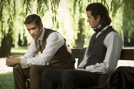 Miklós Bányai and Oliver Jackson-Cohen in Dracula (2013)